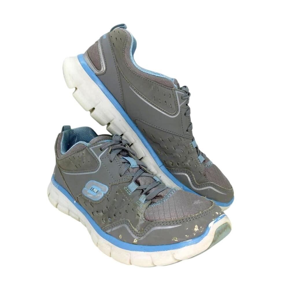 Skechers Sport Women's Pre-owned Gray Lace Up Sneakers - sz. 8 1/2